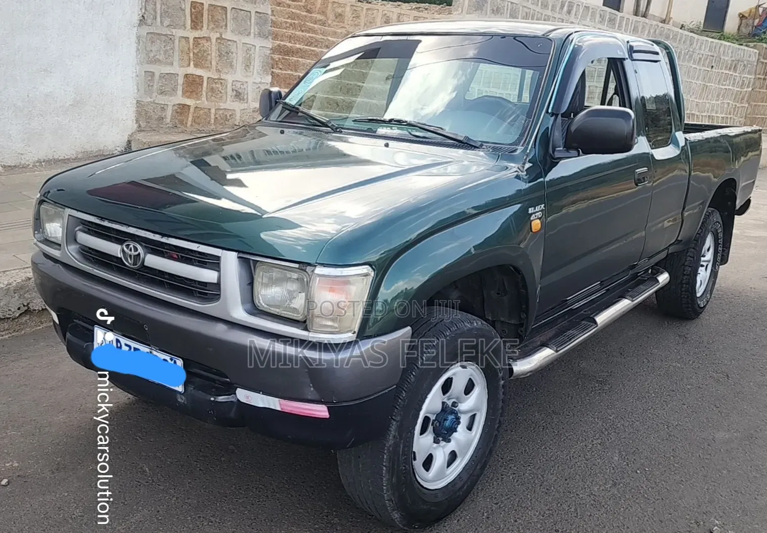 Toyota Hilux 1998 Gray