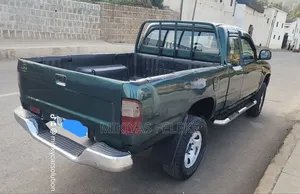 Toyota Hilux 1998 Gray