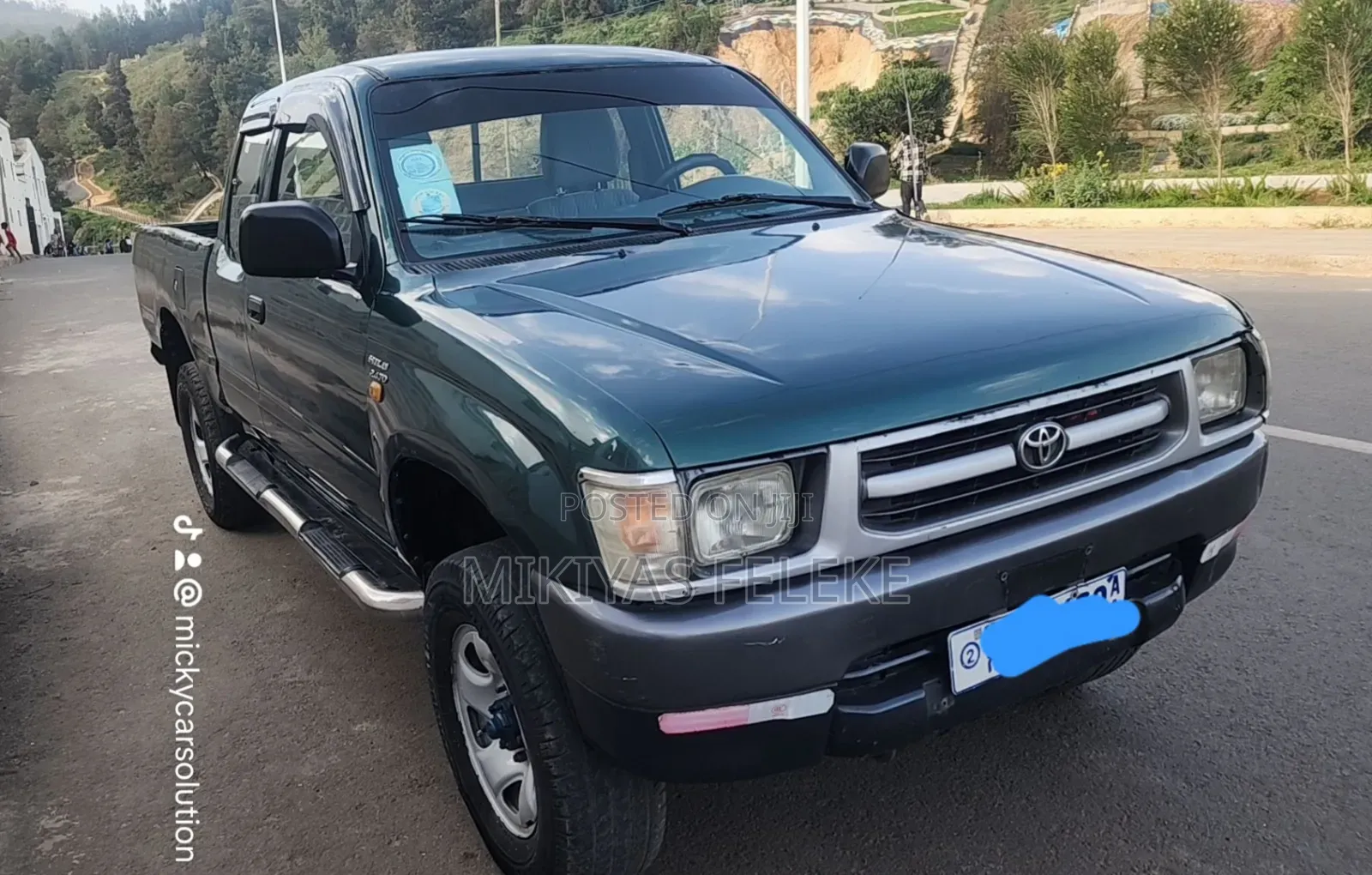 Toyota Hilux 1998 Gray