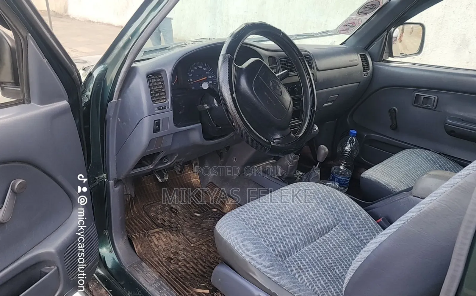 Toyota Hilux 1998 Gray