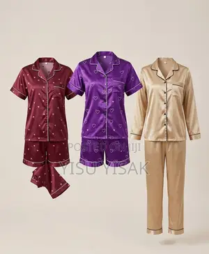 Woman's Bed Clothes