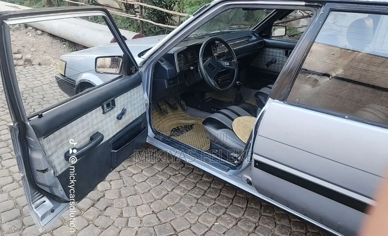 Toyota Celica 1986 Silver