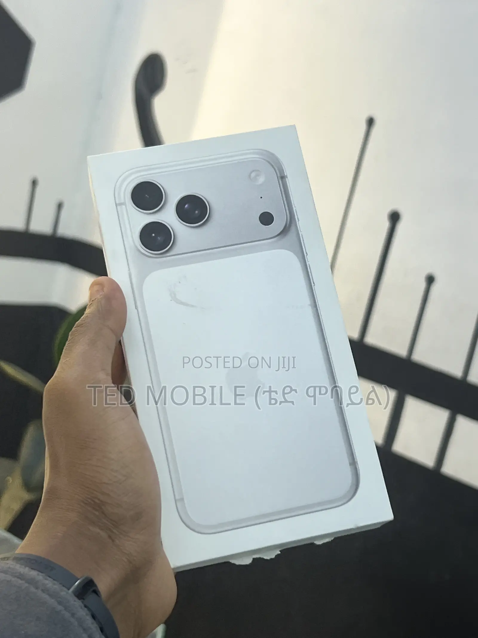 New Apple iPhone 17 Pro Max 256 GB Silver