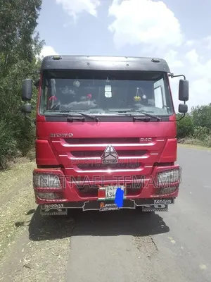 CNHTC Howo 2024 Red