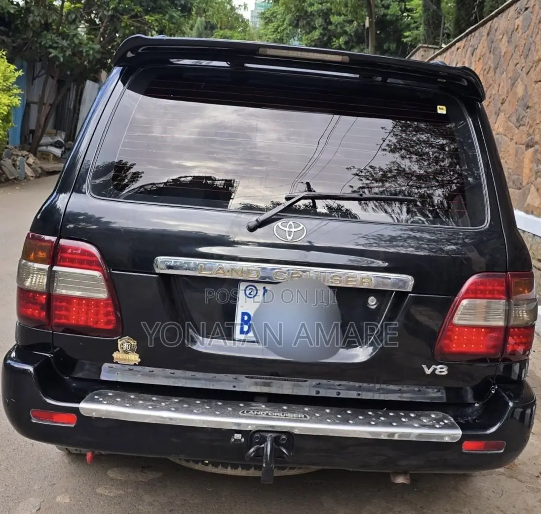Toyota Land Cruiser 2006 Black