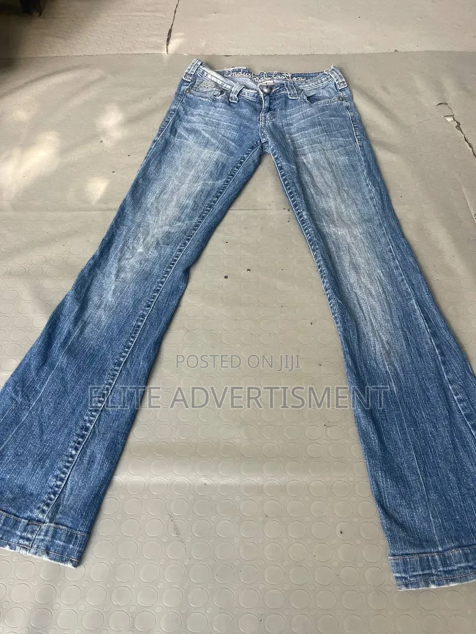Lowrise Vintage Jeans