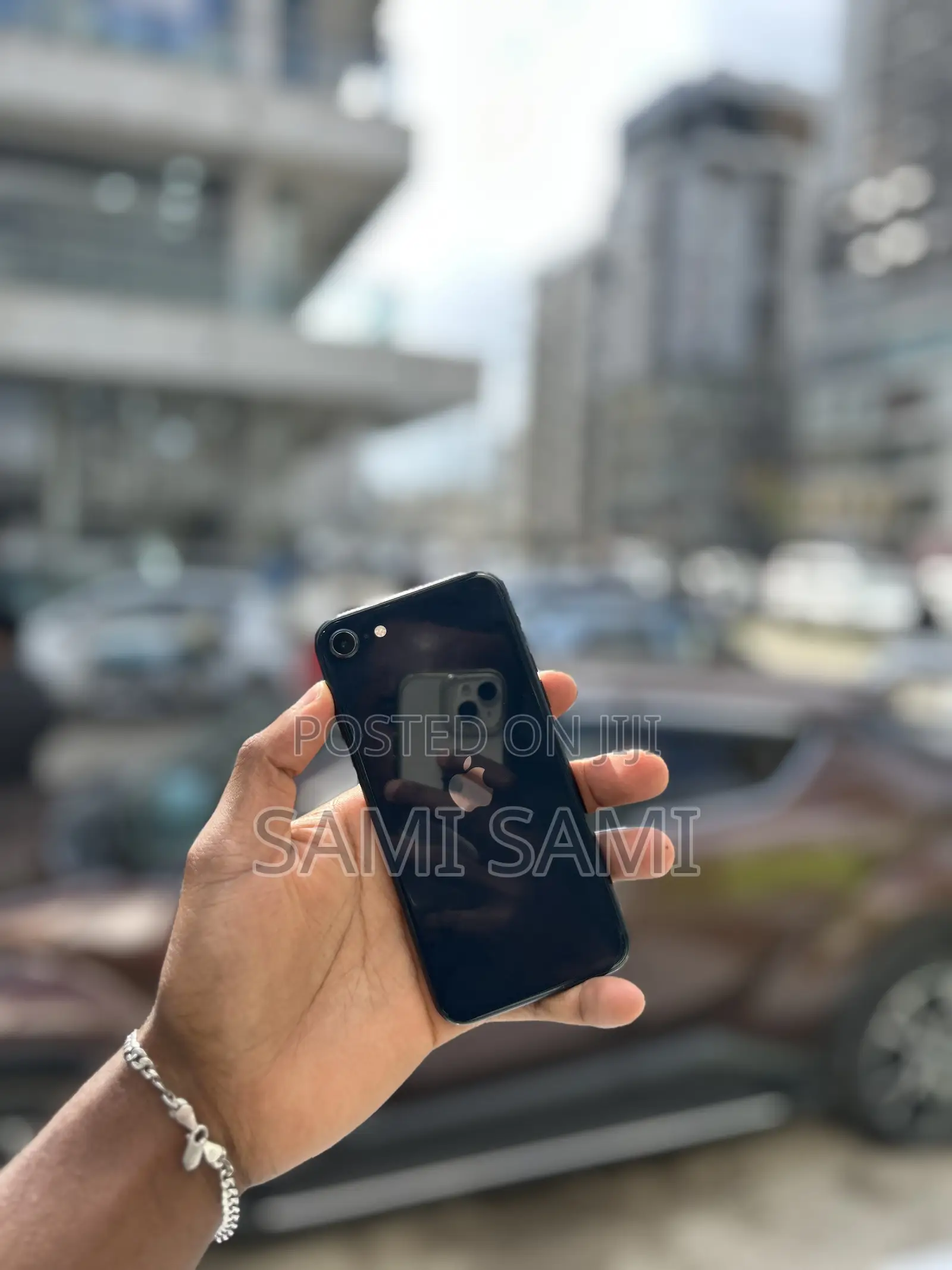 Apple iPhone SE (2020) 64 GB Black