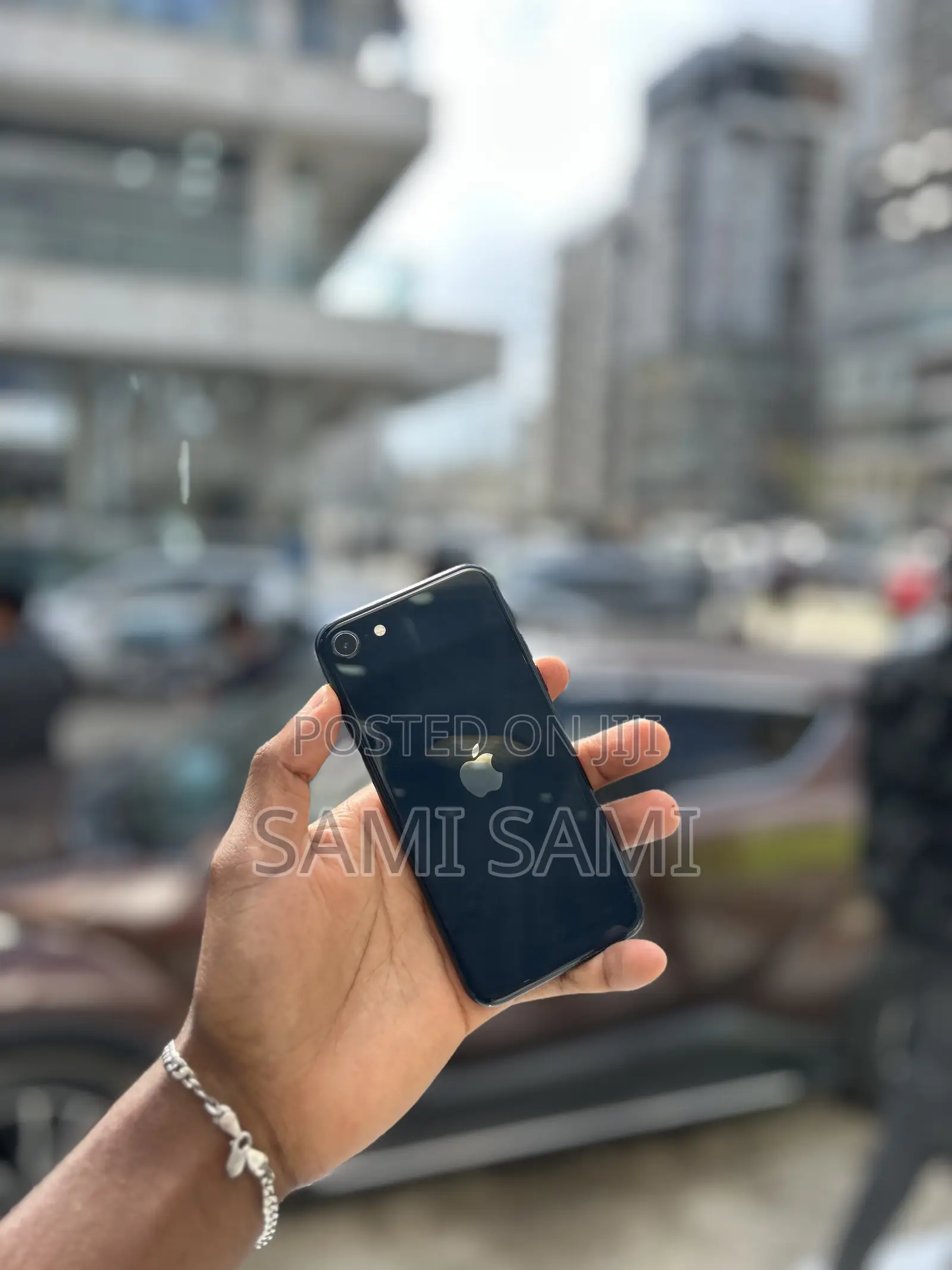 Apple iPhone SE (2020) 64 GB Black