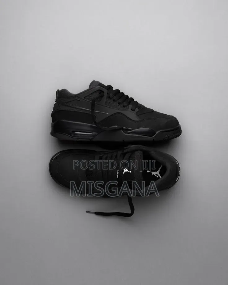 Nike Air Jordan 4 Rm "Black Cat"
