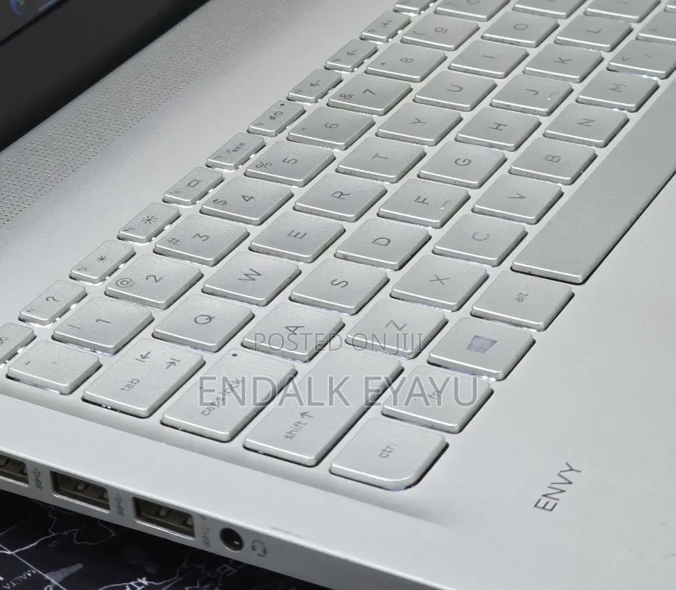 New Laptop HP 12GB Intel Core i5 HDD+SSD 128GB