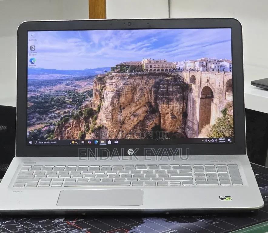 New Laptop HP 12GB Intel Core i5 HDD+SSD 128GB