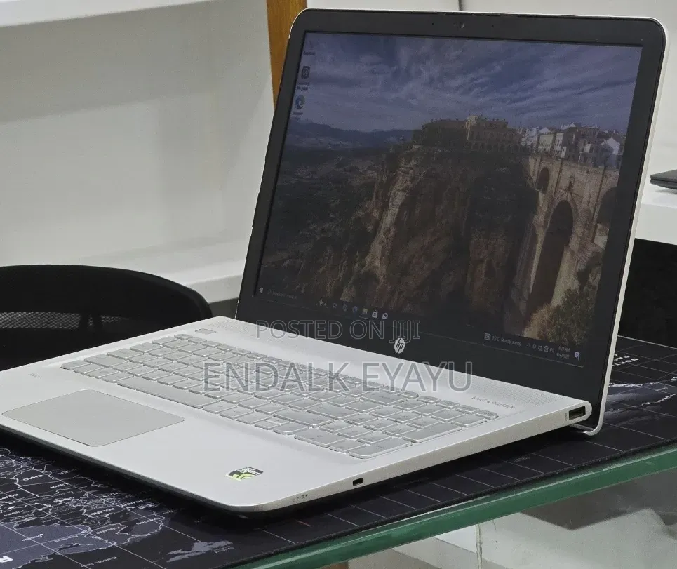 New Laptop HP 12GB Intel Core i5 HDD+SSD 128GB