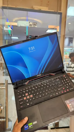 New Laptop MSI Vector 16 HX AI A2XWIG 16GB Intel Core i9 SSD 1T