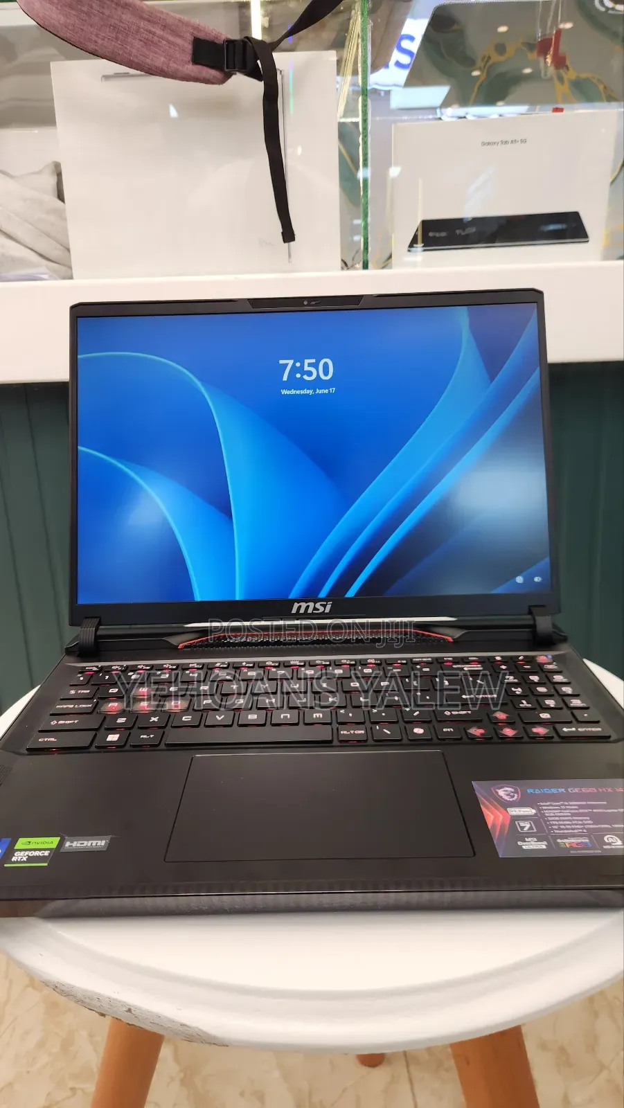 New Laptop MSI Vector 16 HX AI A2XWIG 16GB Intel Core i9 SSD 1T