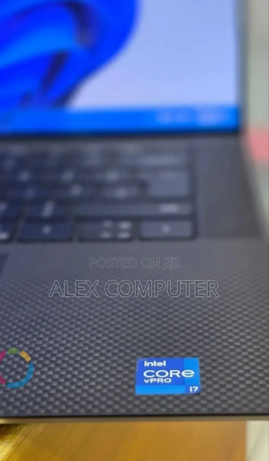 New Laptop Dell 16GB Intel Core i7 SSD 512GB