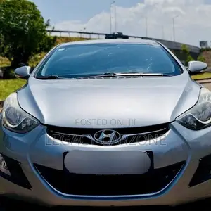 Hyundai Avante 2013 Silver