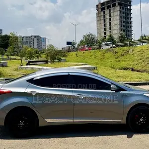 Hyundai Avante 2013 Silver