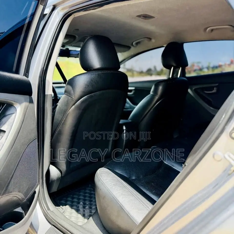 Hyundai Avante 2013 Silver