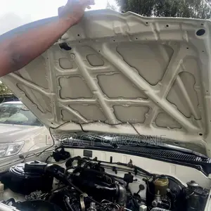 Toyota Land Cruiser 2003 White