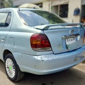 Toyota Platz 2005 Blue