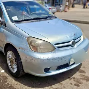 Toyota Platz 2005 Blue