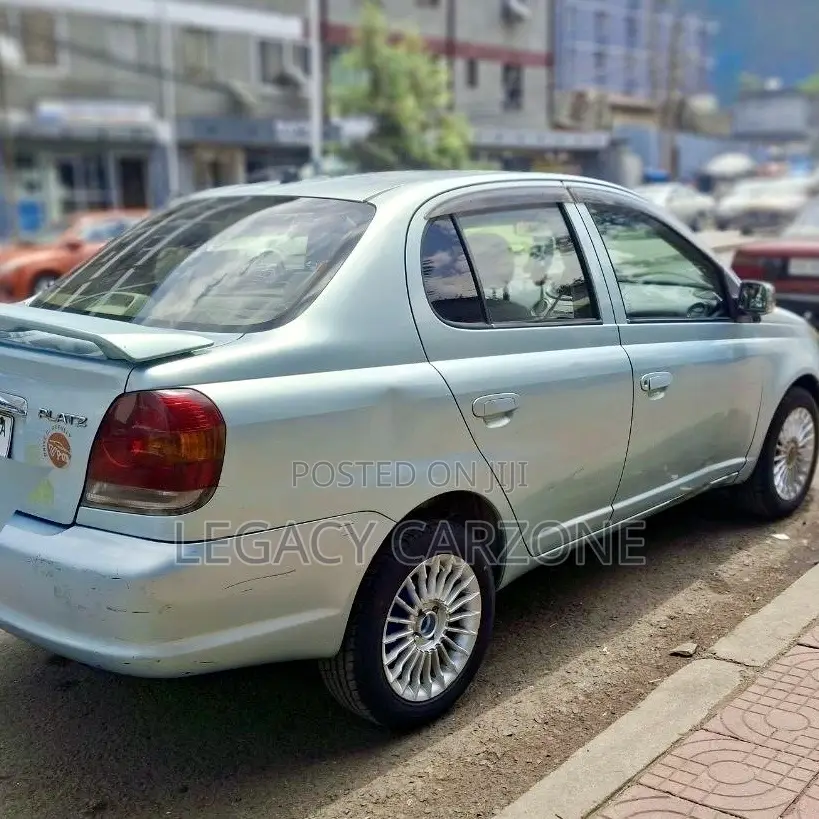 Toyota Platz 2005 Blue
