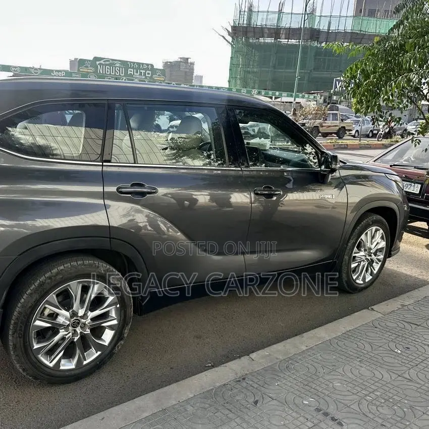 Toyota Highlander 2023 Black