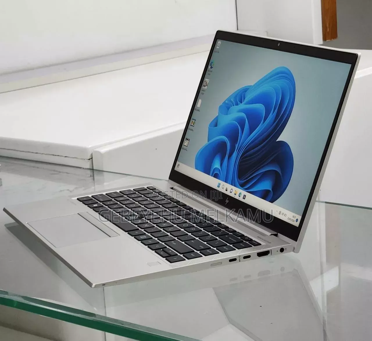 New Laptop HP 16GB AMD Ryzen 5 SSD 512GB