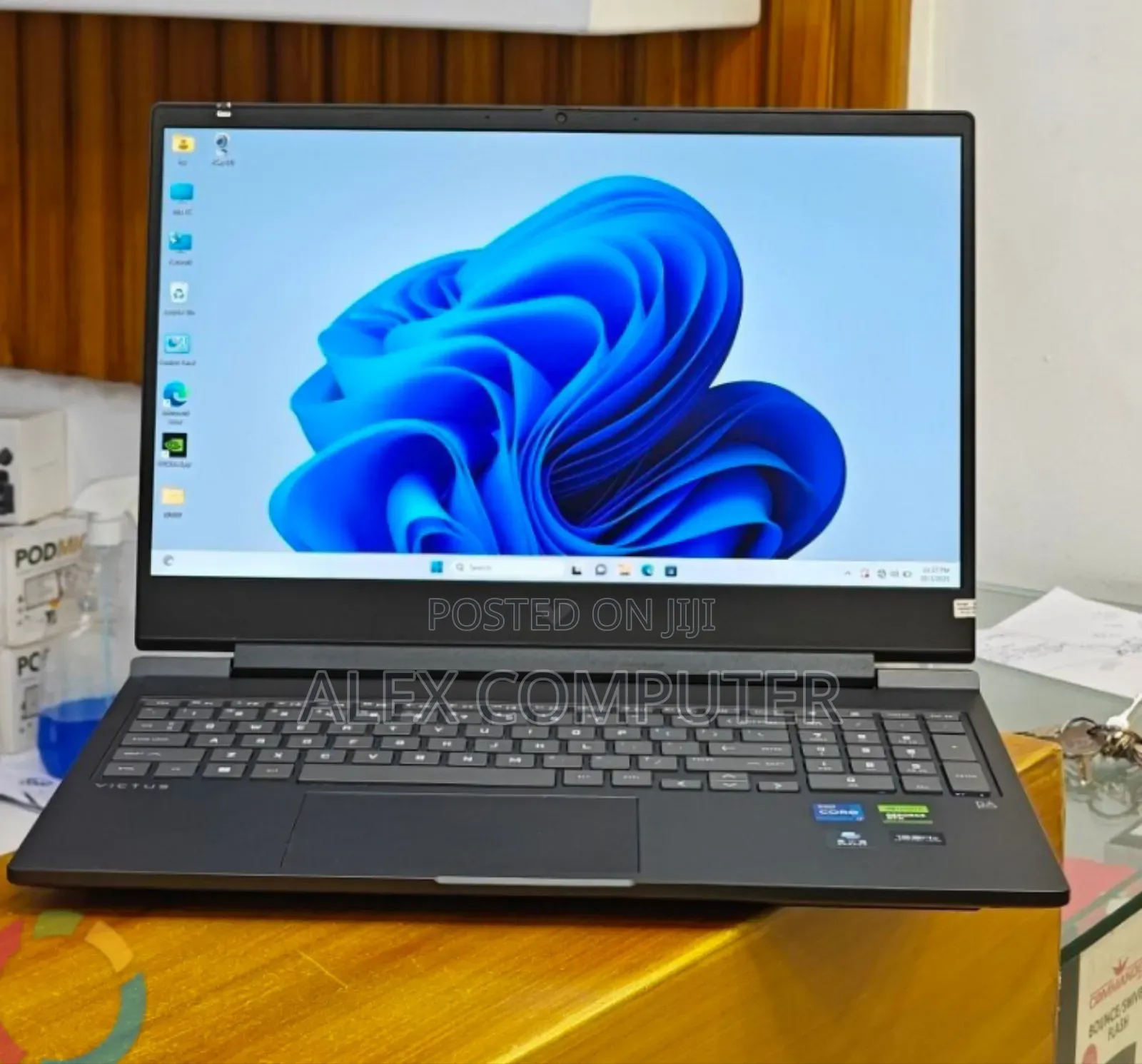 New Laptop HP Victus 16 16GB Intel Core i7 SSD 1T