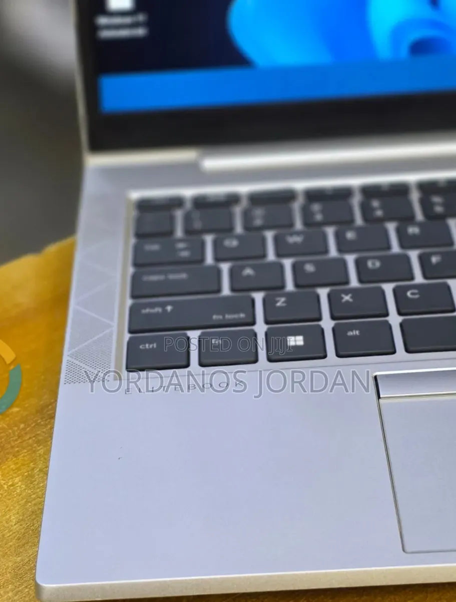 New Laptop HP EliteBook 840 G8 16GB Intel Core i7 SSD 512GB