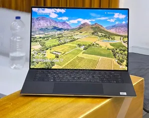 New Laptop Dell 16GB Intel Core i7 SSD 512GB