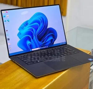 New Laptop Dell 16GB Intel Core i7 SSD 512GB