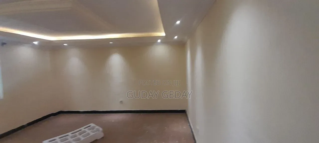 Furnished 4bdrm Condo in Akaky Kaliti for sale