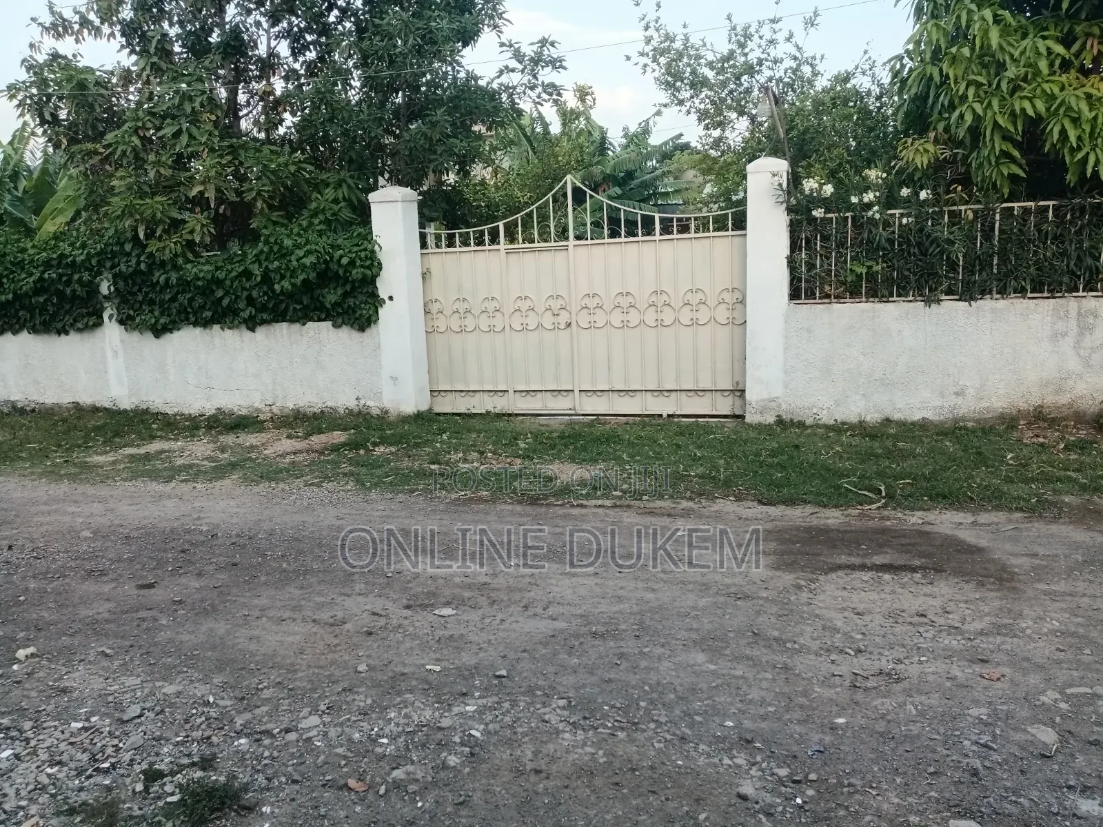 Furnished 10bdrm House in Dukem Bishoftu, East Shewa for sale