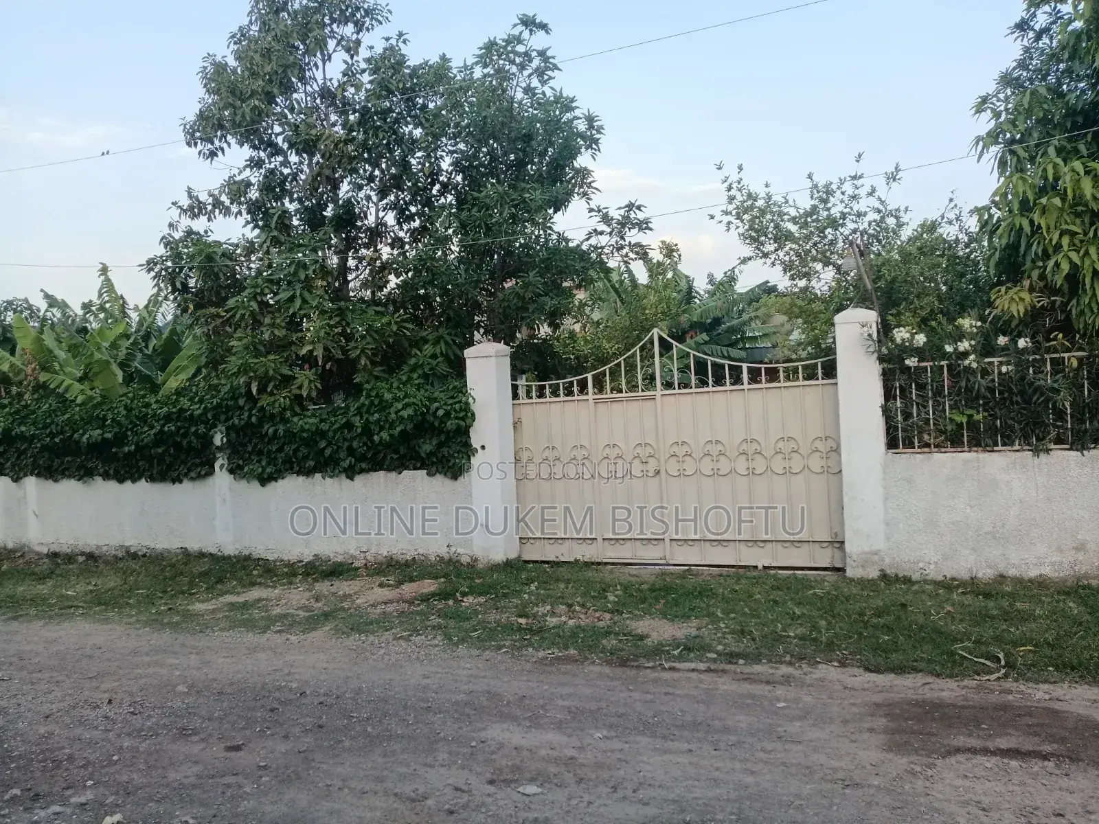 Furnished 10bdrm House in Dukem Bishoftu, East Shewa for sale