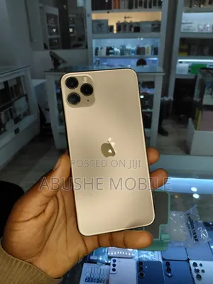 Apple iPhone 11 Pro Max 64 GB Gold