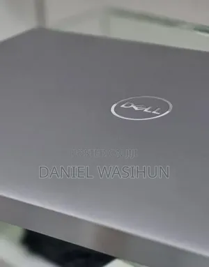 New Laptop Dell Precision 5560 16GB Intel Core i7 SSD 512GB