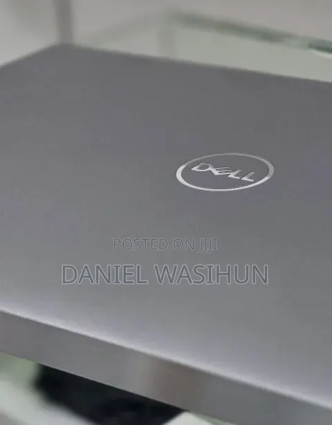 New Laptop Dell Precision 5560 16GB Intel Core i7 SSD 512GB