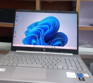 New Laptop HP Stream Notebook 8GB Intel Core i7 SSD 512GB