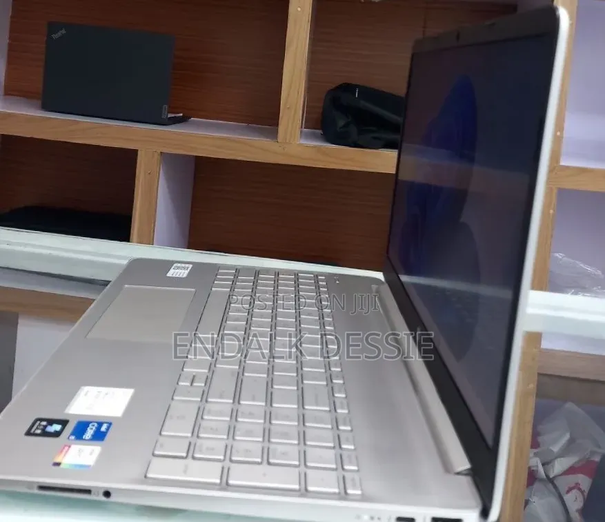 New Laptop HP Stream Notebook 8GB Intel Core i7 SSD 512GB