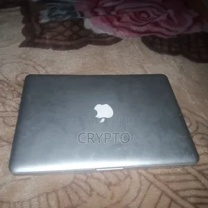 Laptop Apple MacBook 2012 8GB Intel Core i5 SSD 500GB