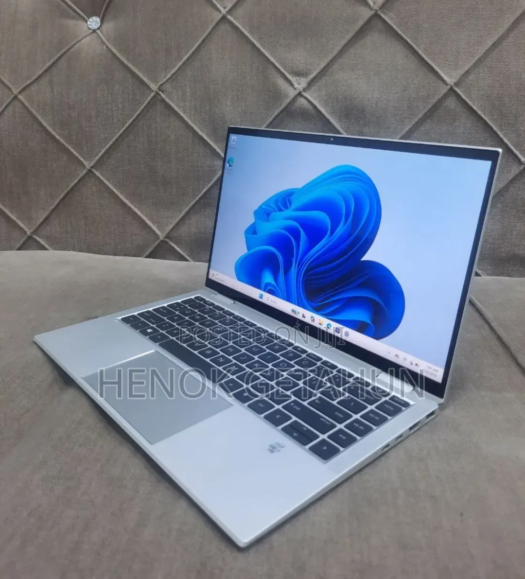 New Laptop HP EliteBook x360 1040 G7 16GB Intel Core i7 SSD 512GB