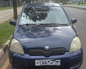 Toyota Vitz 2002 Beige