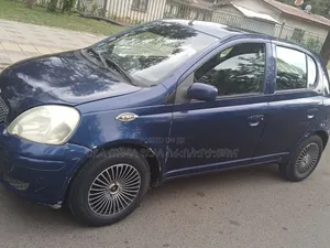 Toyota Vitz 2002 Beige