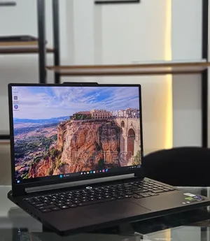 New Laptop Lenovo Lrgion 7i 32GB Intel Core Ultra 9 SSD 1T
