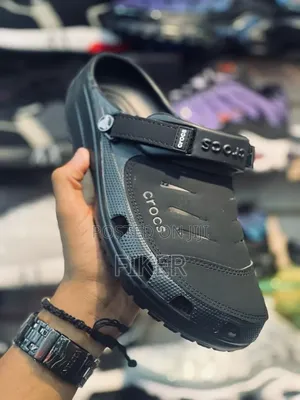 Crocs Shose
