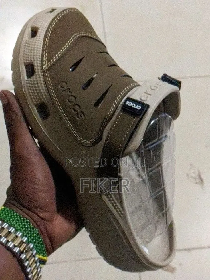 Crocs Shose