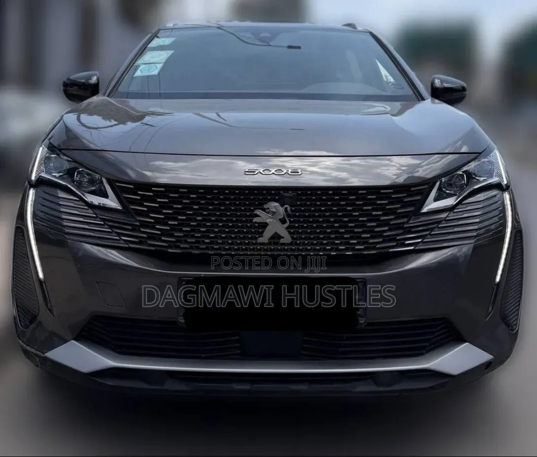 Peugeot 5008 2021 Gray
