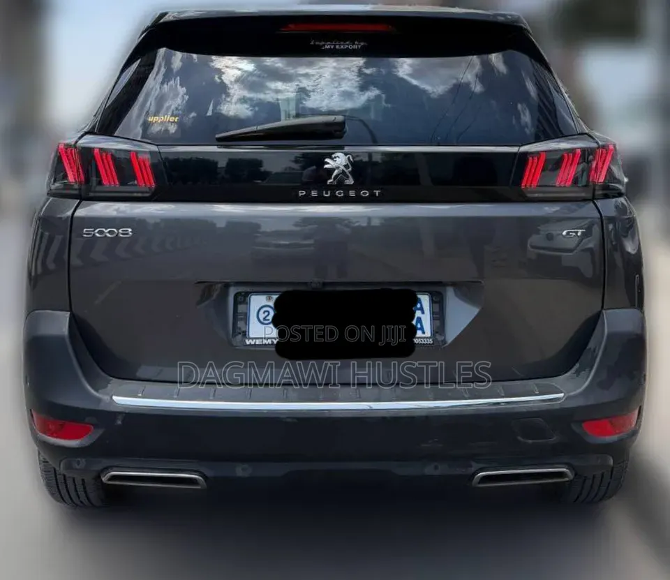 Peugeot 5008 2021 Gray