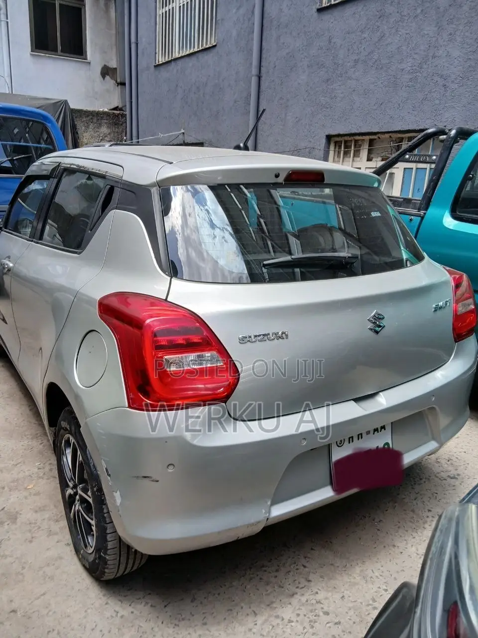 Suzuki Swift 2021 Silver
